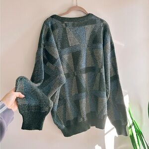 Vintage Geometric Patterned Sweater - Green and Gray